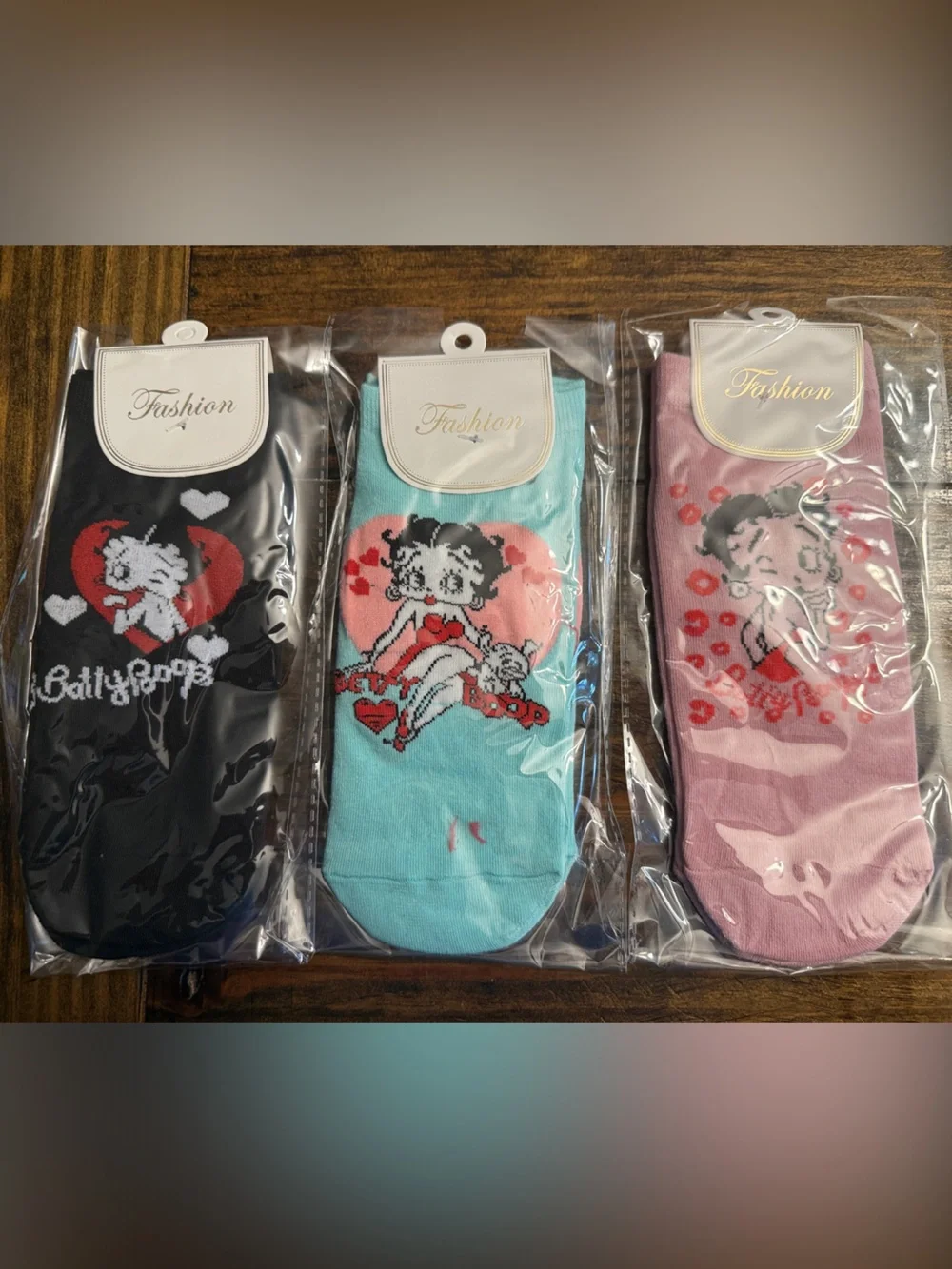 Cute Cartoon Character ‘Betty Boop’ Heart Foot Socks in Black/Pink/Teal (OS)